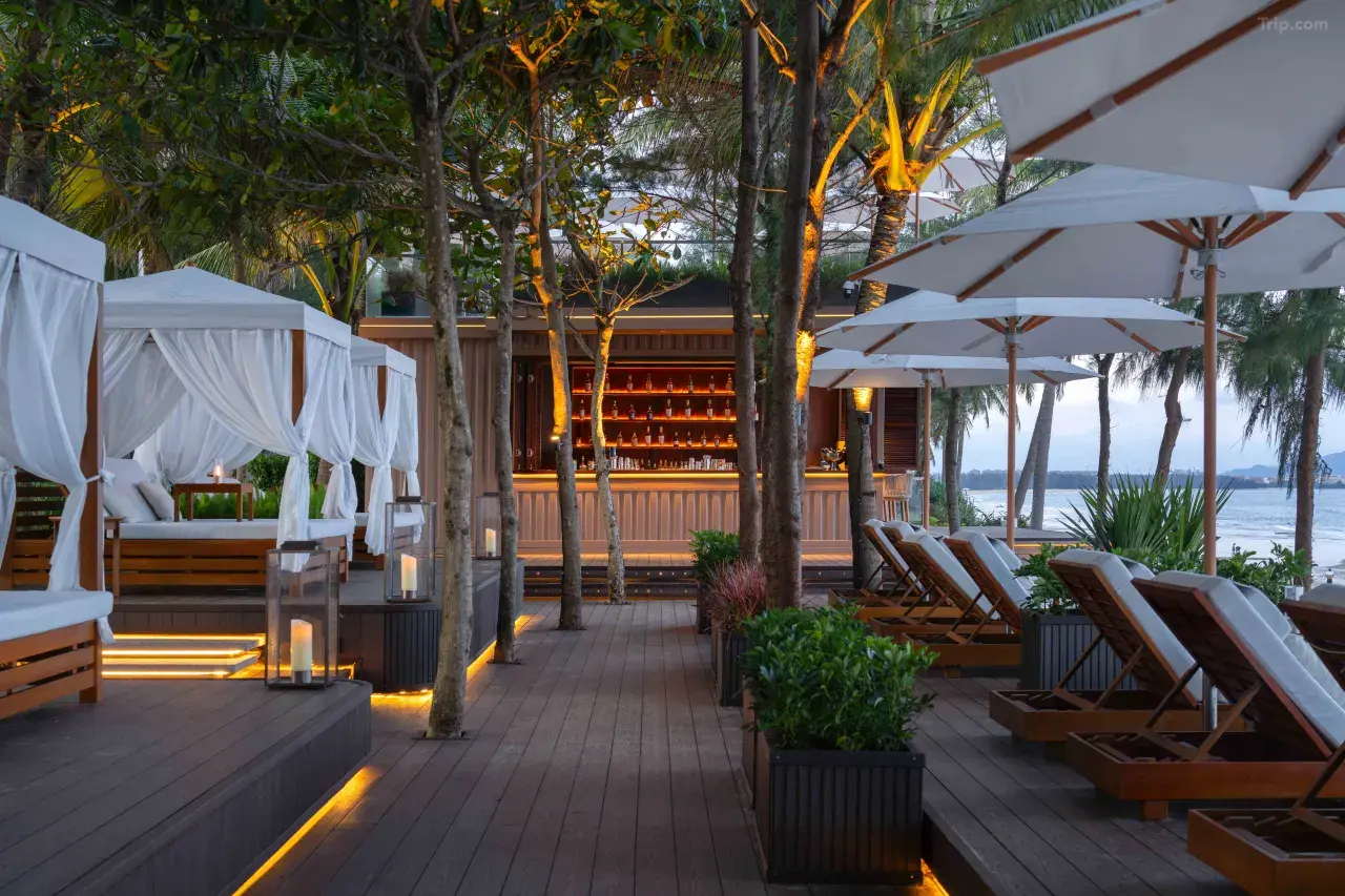 Dining at Dusk